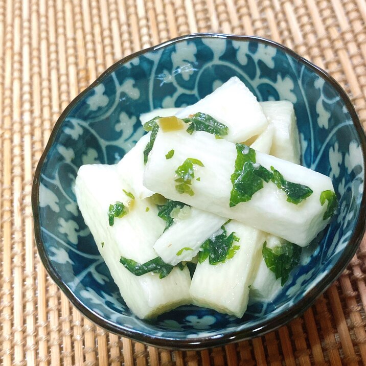 大葉の香りふんわり♪爽やか長芋のわさび漬け